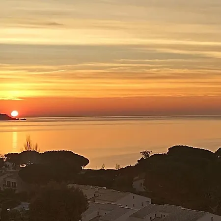 Apartment T2 In Saint-clair - Exceptional View! Rated 3