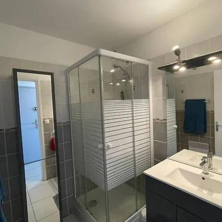 Apartman T2 In Saint-clair - Exceptional View! Rated 3 Le Lavandou